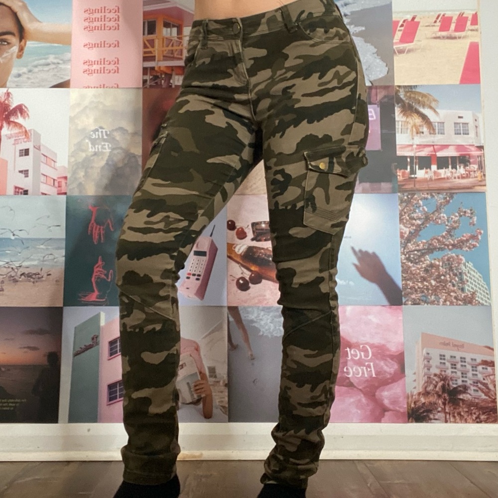 Camo Cargo Pants Size 5